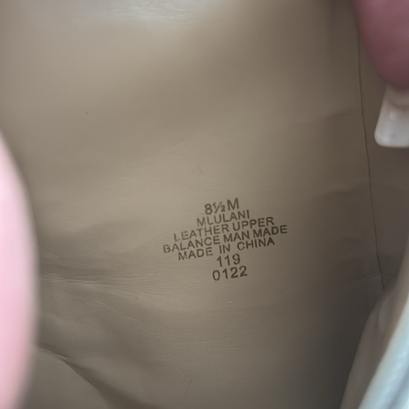 Marc Fisher Cream Heeled Boots Sleek Design - Picture 5 of 7